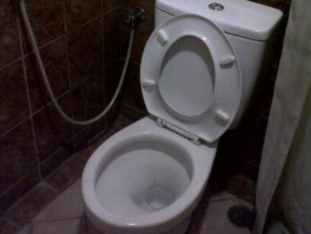 Reddoorz Plus Near Brawijaya Museum Μαλάνγκ Εξωτερικό φωτογραφία