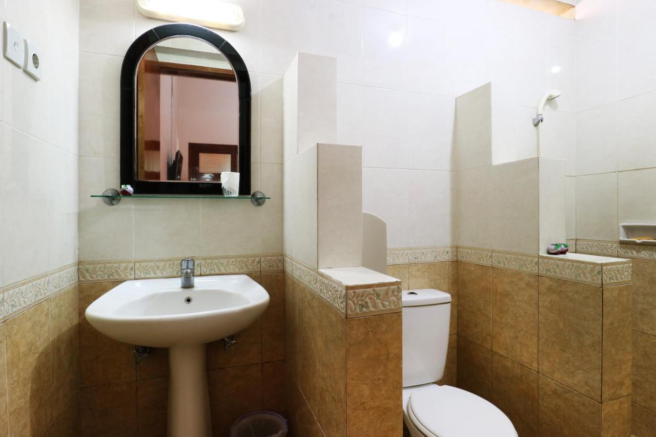 Reddoorz Plus Near Brawijaya Museum Μαλάνγκ Εξωτερικό φωτογραφία