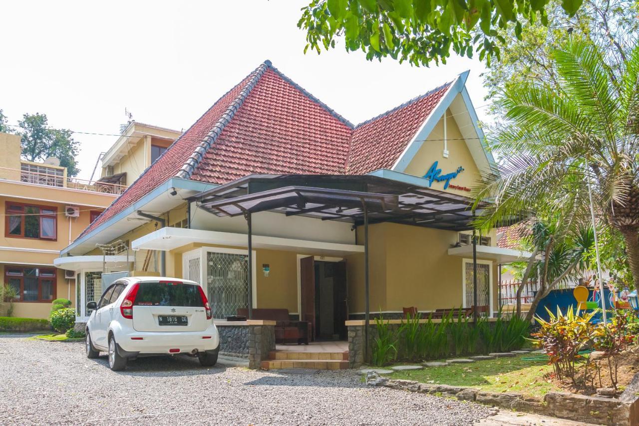 Reddoorz Plus Near Brawijaya Museum Μαλάνγκ Εξωτερικό φωτογραφία