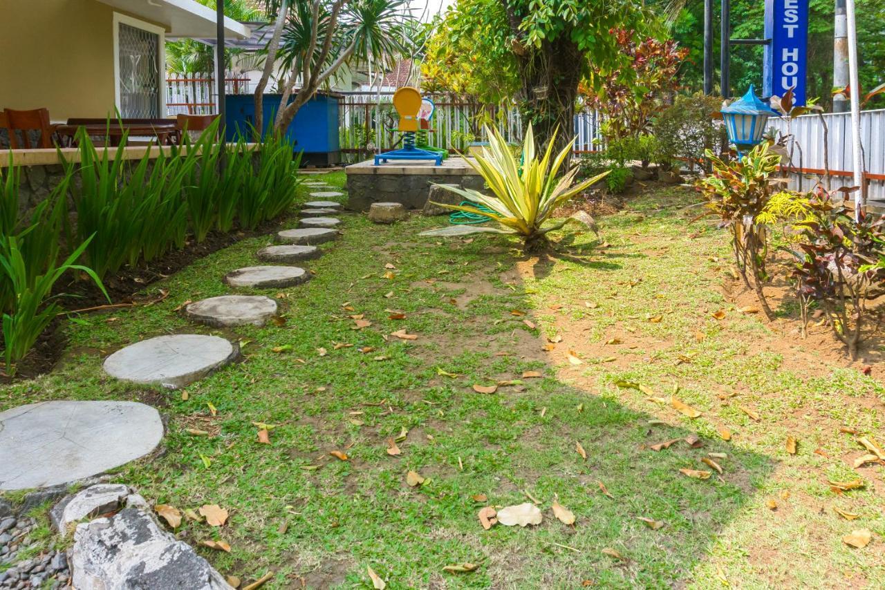 Reddoorz Plus Near Brawijaya Museum Μαλάνγκ Εξωτερικό φωτογραφία